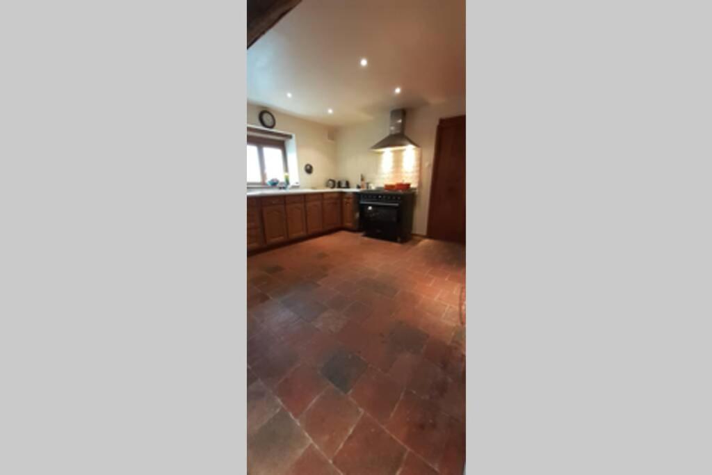 Private Farmhouse For Six In The Countryside Saint-Pierre-sur-Orthe Εξωτερικό φωτογραφία