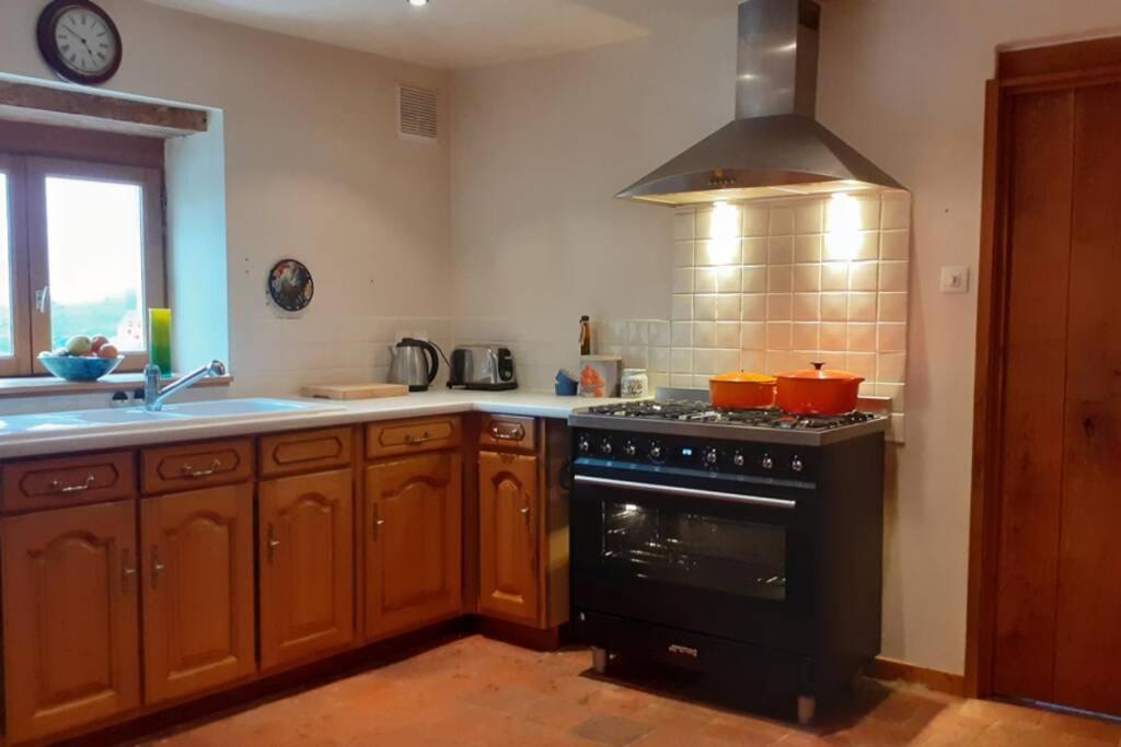 Private Farmhouse For Six In The Countryside Saint-Pierre-sur-Orthe Εξωτερικό φωτογραφία